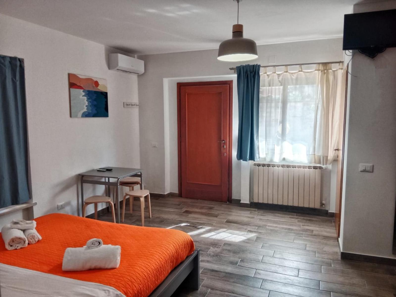 B&B Brezza Marina Montesilvano Marina Eksteriør billede